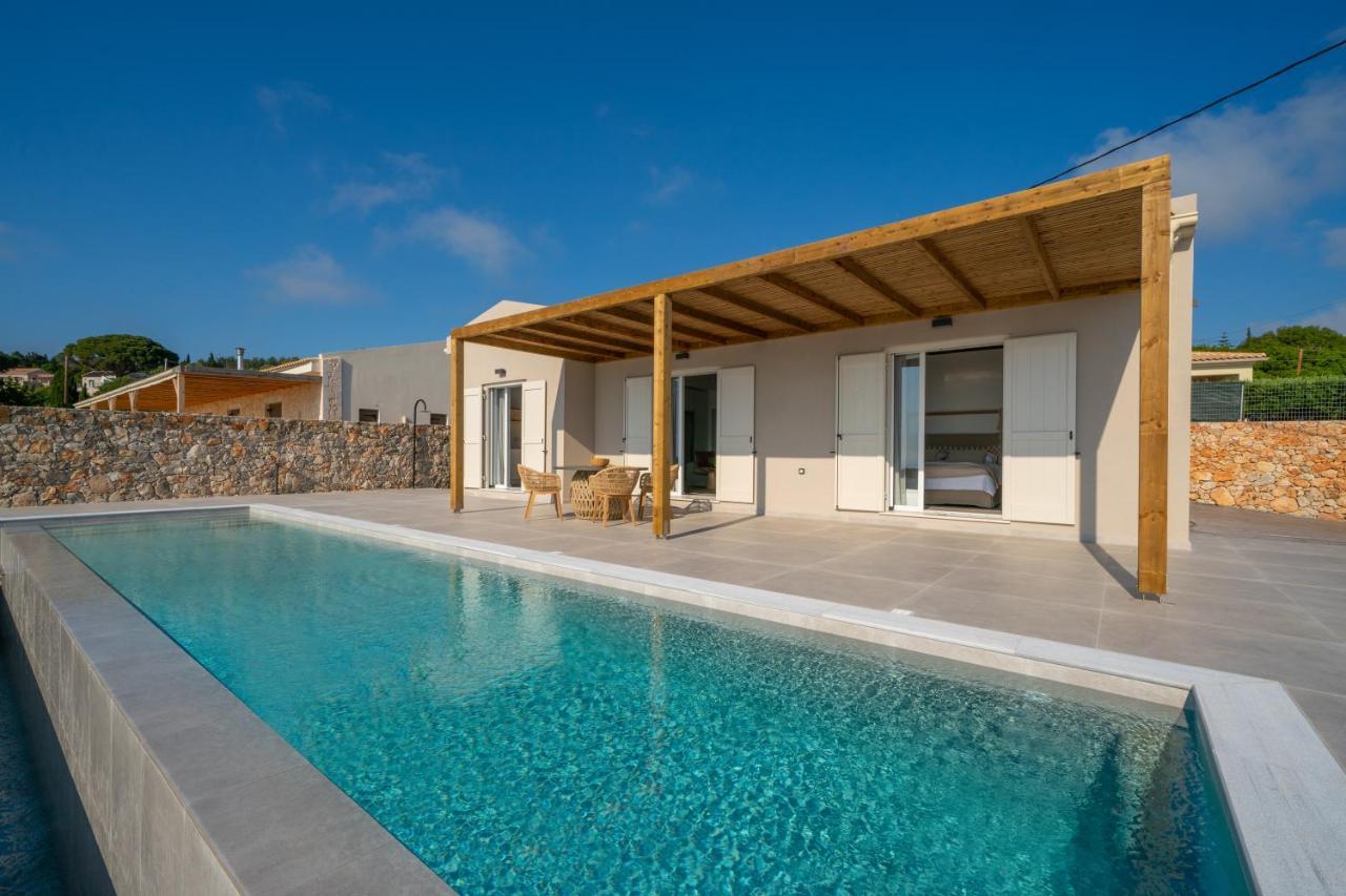 Summer Breeze Villa Tzamarelata 외부 사진