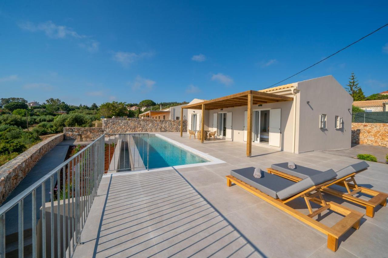 Summer Breeze Villa Tzamarelata 외부 사진