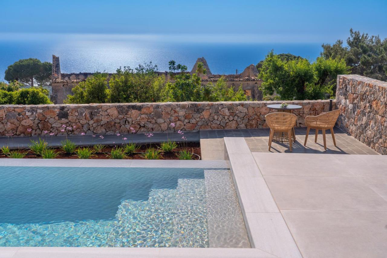 Summer Breeze Villa Tzamarelata 외부 사진
