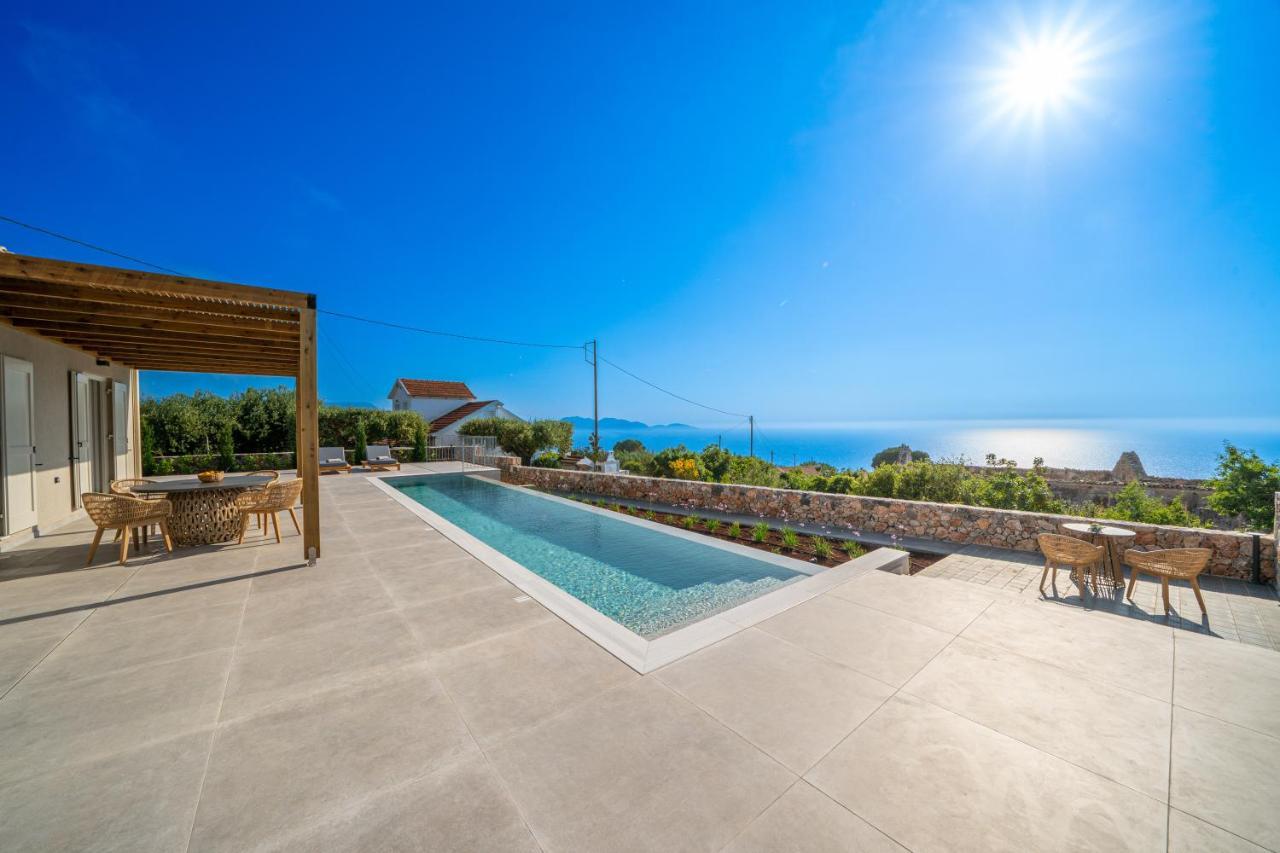 Summer Breeze Villa Tzamarelata 외부 사진