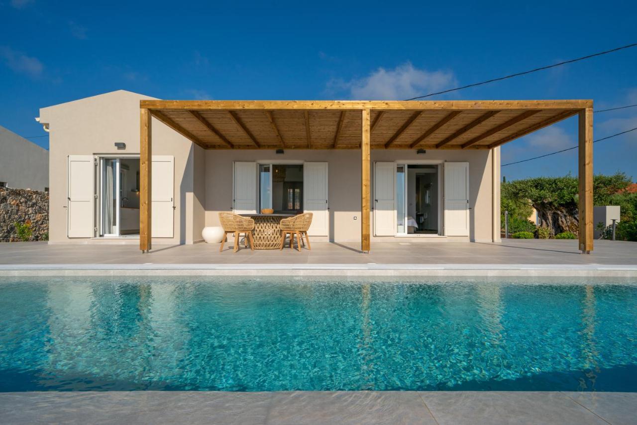 Summer Breeze Villa Tzamarelata 외부 사진