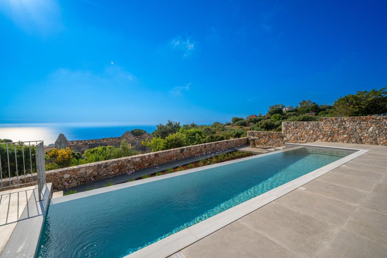 Summer Breeze Villa Tzamarelata 외부 사진