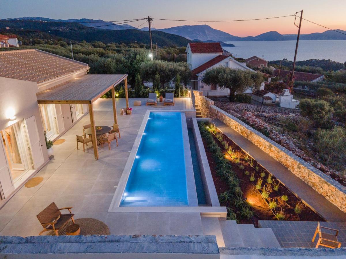 Summer Breeze Villa Tzamarelata 외부 사진